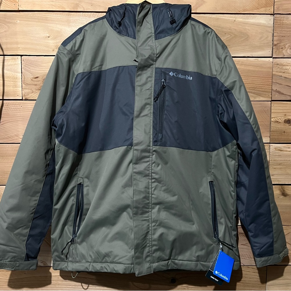 NWT Columbia Tipton Peak II Insulated Jacket Snow/Ski, MSRP $180, Waterproof
